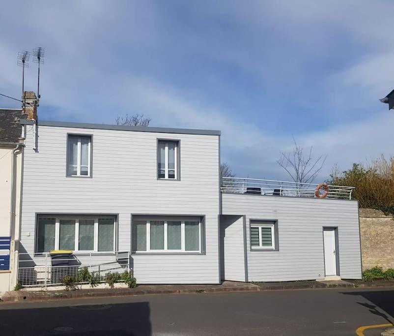 Maison Bateau Lion sur Mer Bagian luar foto